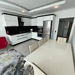 Sa Apartments! 2bd Flat 200m To The *