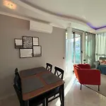 Sa Apartments! 2bd Flat 200m To The アパート