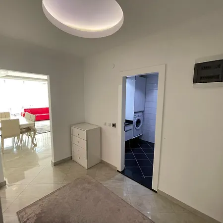 Διαμέρισμα Sa Apartments! 2bd Flat 200m To The Αλάνια