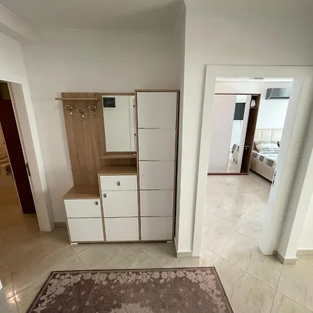 Apartment Sa Apartments! 2bd Flat 200m To The *