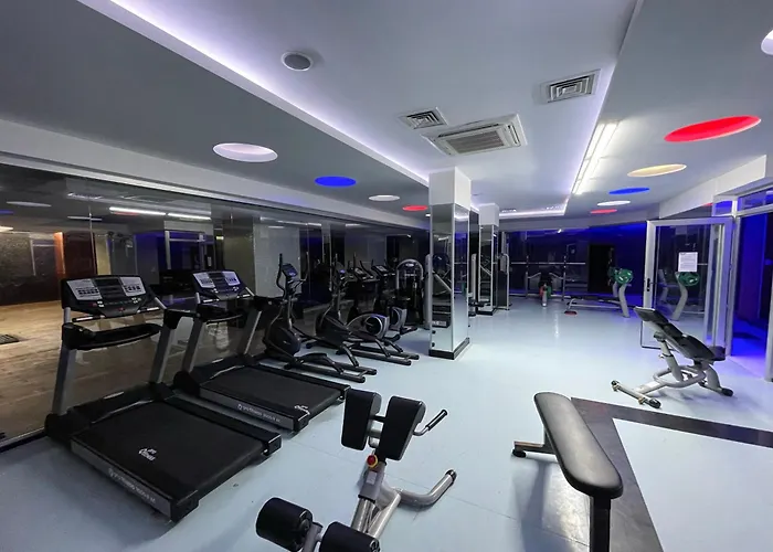 Sa Apartments! 2bd Flat 200m To The Lejlighed